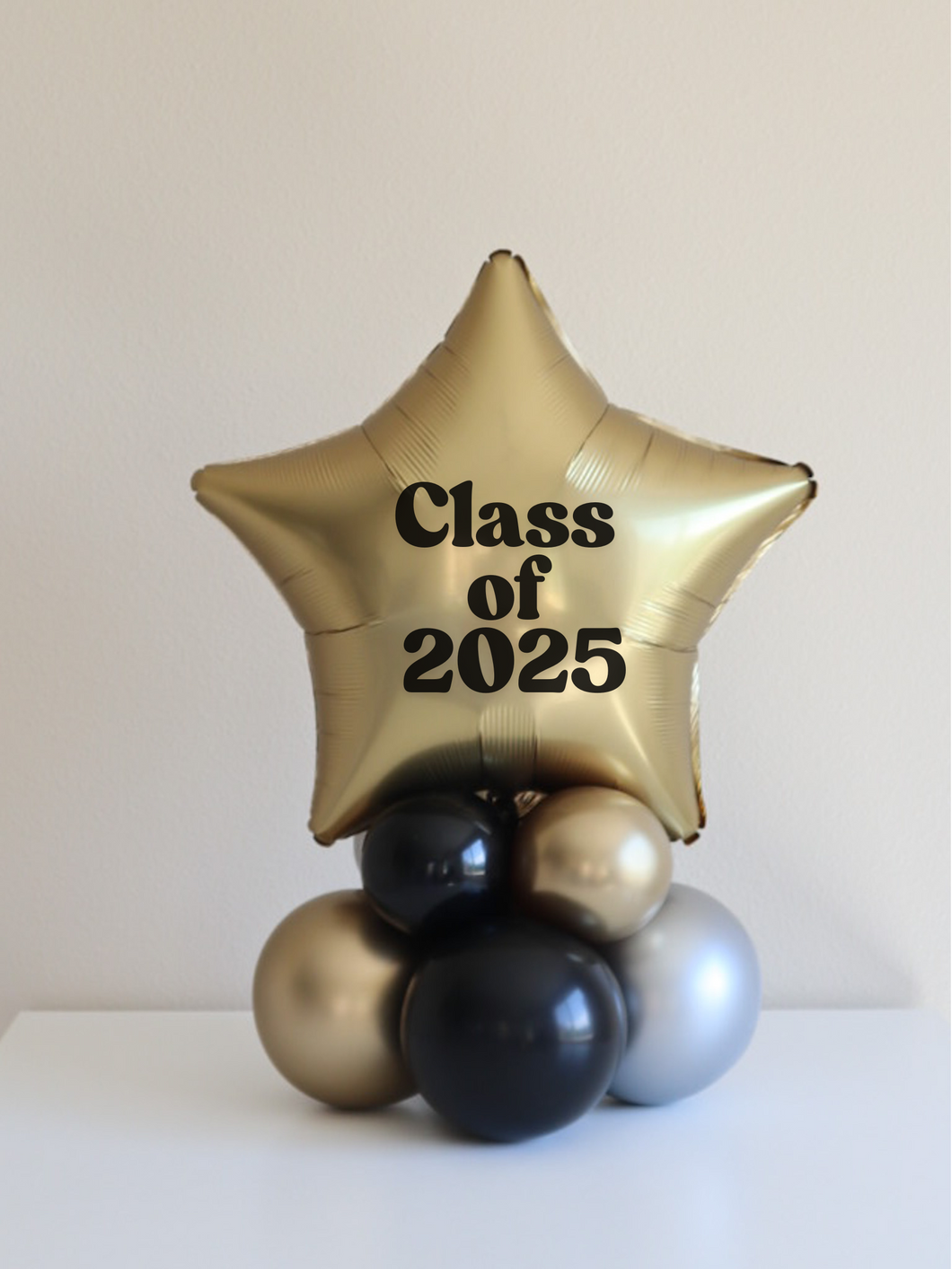 Personalized Graduation Balloon Centerpiece – Gold Star Foil Stack (Class of 2025)